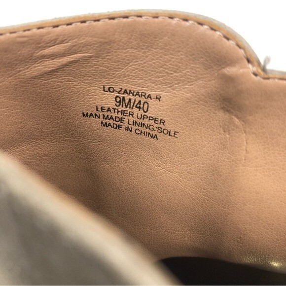 Louise et Cie Gravel Color Suede Leather Ankle Booties Stacked Heel Size 9 - Picture 11 of 13